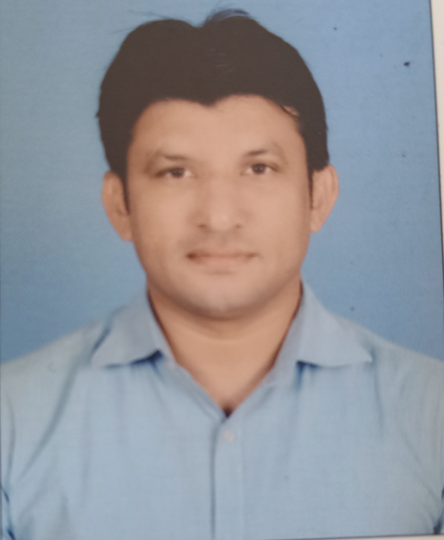 Umesh Bhankar - completed  M.A (ENGLISH), have been working in coaching industry and having experience of IELTS and the other language proficiency test